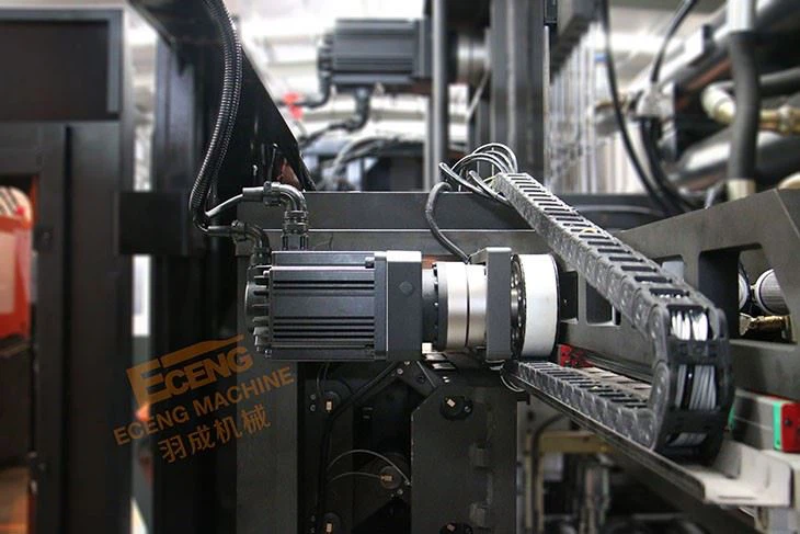 Small Bottle Pet Blowing Machine Manufacturing